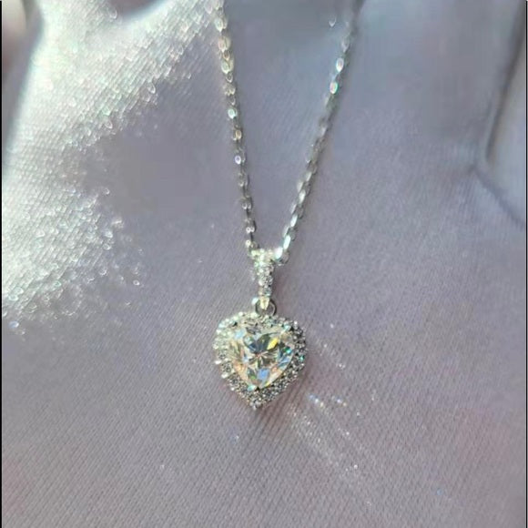 1ct Heart Moissanite Necklace & Pendant