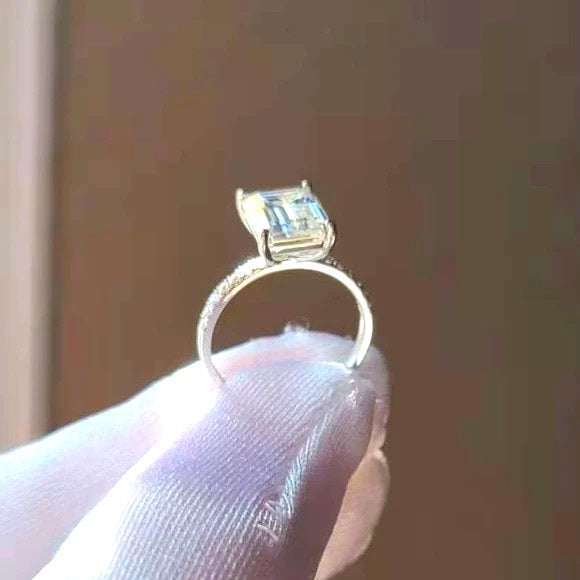 Solid 18k Gold 3ct Emerald Moissanite Ring with Side Diamonds