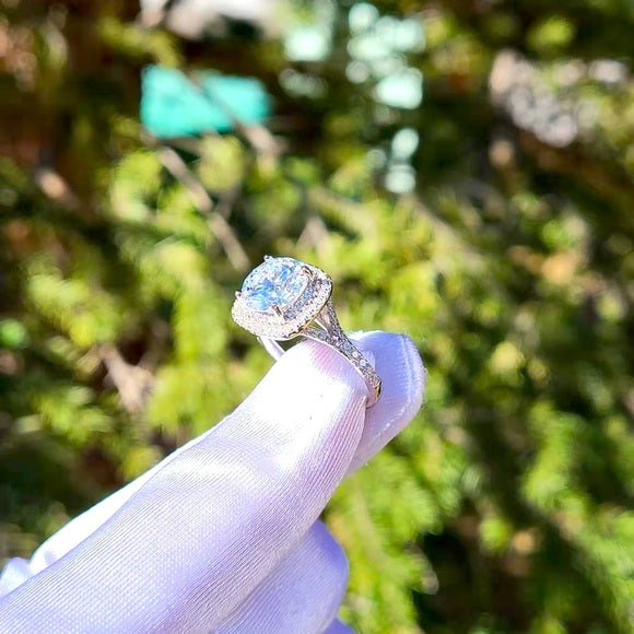 3ct Moissanite Ring with Sq. Halo(292)