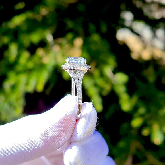 3ct Moissanite Ring with Sq. Halo(292)