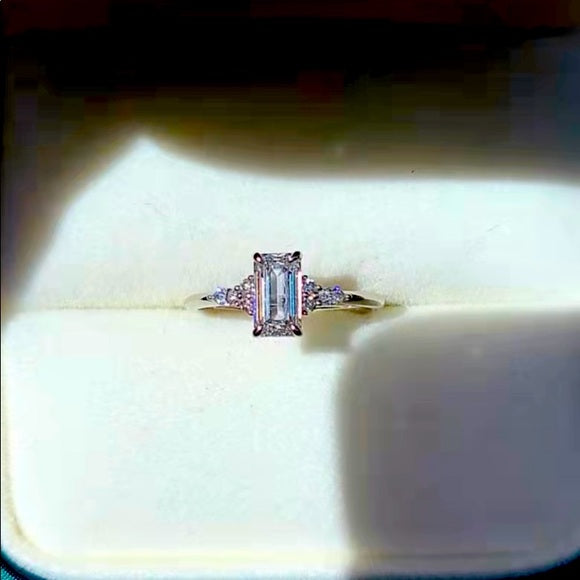 Solid 18k Gold 0.9ct (E VVS2) Emerald Cut Lab Diamond Ring with Side Lab Diamonds