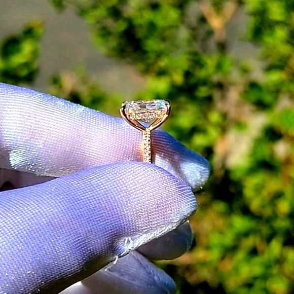 Solid 14k Gold 6×10mm (3ct)  Radiant Moissanite Ring
