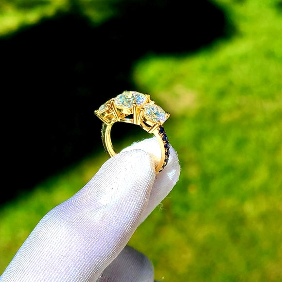 Solid 18k Gold 4.5ct Moissanite Ring with Side Blue Sapphire
