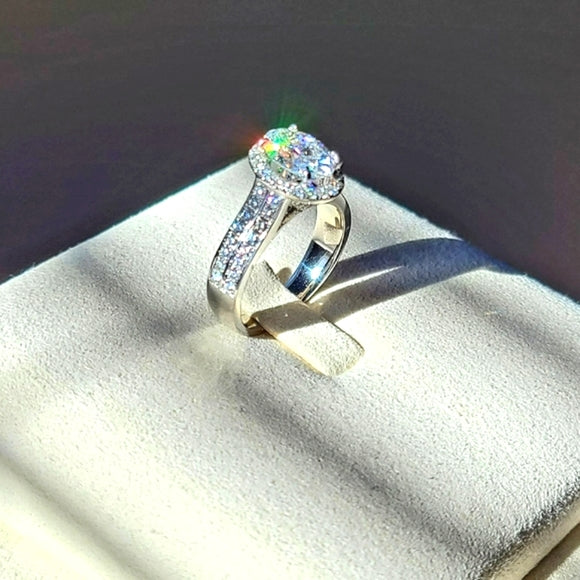Platinum 1.5ct (F VS1) Lab Oval Diamond Ring